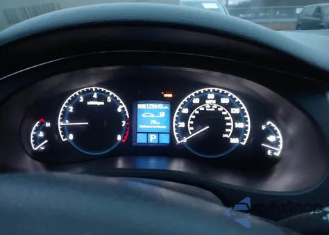 2011 Hyundai Genesis 4.6 from USA, damaged, VIN KMHGC4DF0BU118925